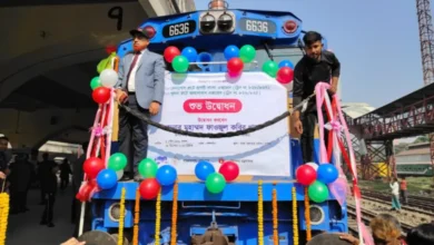 Train for Dhaka to Khulna by Padma opened