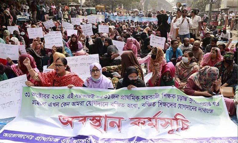 সরকারি প্রাথমিক স্কুলে নিয়োগ ফিরে পেতে আন্দোলন