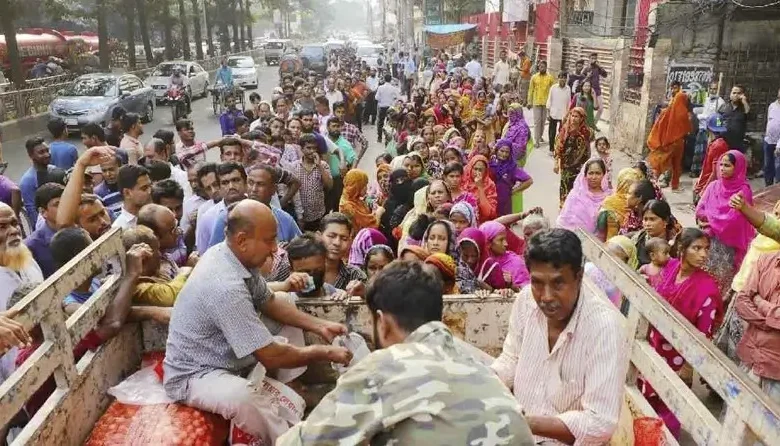 ঢাকার ৫০টি স্থানে টিসিবির ট্রাকসেল