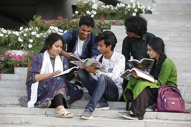 প্রতিরক্ষা মন্ত্রণালয়ের আওতায় বড় নিয়োগ, পদ ১৩৫