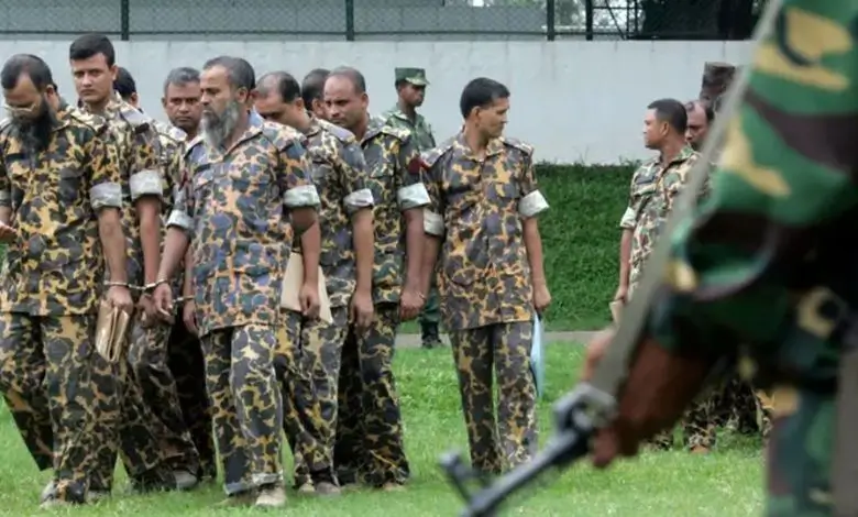 পিলখানা হত্যাকাণ্ড: বিস্ফোরক মামলায় আরও ৪০ বিডিআর সদস্য জামিনে মুক্ত