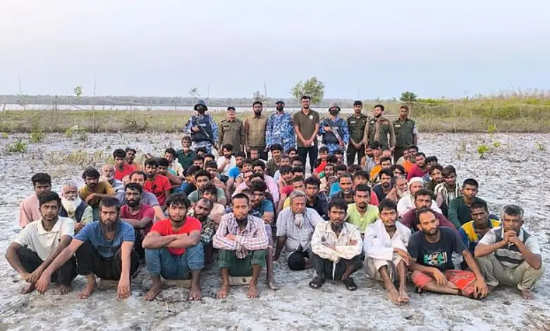 গুজরাট থেকে উড়োজাহাজ-লঞ্চে করে চোখ বেঁধে আনা হয়েছে, জানালেন ভুক্তভোগীরা