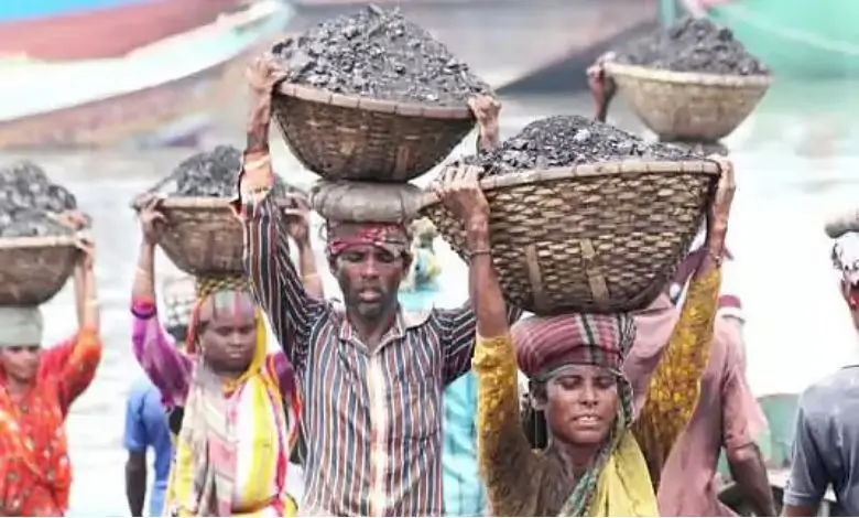 মূল্যস্ফীতির চাপে, ২০২৫ সালে অতিদরিদ্র হতে পারে ৩০ লাখ লোক