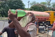 রাজশাহীতে তীব্র তাপপ্রবাহ পেটের দায়ে পুইড়েও কাজ করতে হয়
