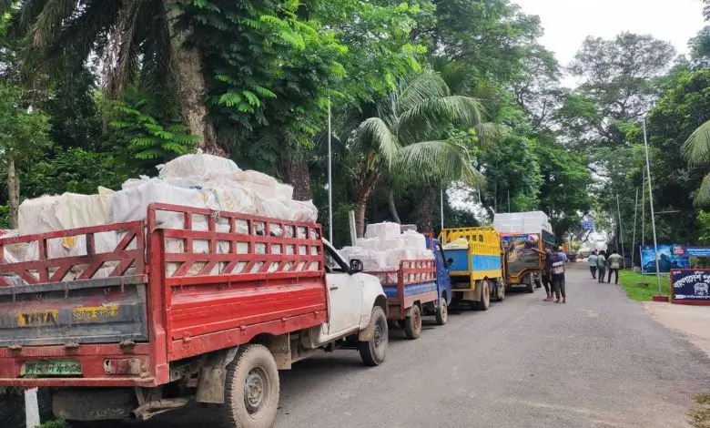 আখাউড়া–আগরতলা পথে মাছ রফতানি বন্ধ, ব্যাংকিং জটিলতায় রপ্তানি অবরুদ্ধ