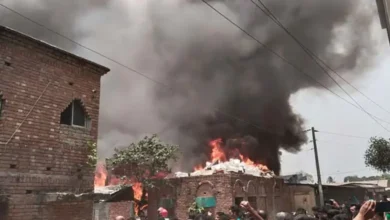 গাজীপুরে ঝুটগুদামে আগুন, ফায়ার সার্ভিসের চেষ্টা চলছে