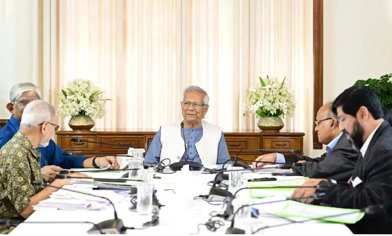 ড. ইউনূসের বৈঠকেও ফিরল না আস্থা ধুঁকছে পুঁজিবাজার