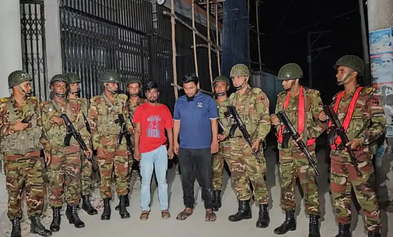 বগুড়ায় চাকরি দেওয়ার নামে প্রতারণা, দুই সদস্য গ্রেপ্তার