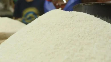 চাল কিছুটা সস্তা হলেও কমেনি পেঁয়াজ ও মুরগির দাম