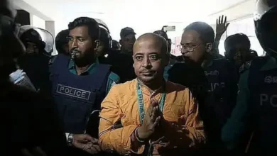 চিন্ময় দাসের বিরুদ্ধে আরও চার মামলায় গ্রেপ্তার