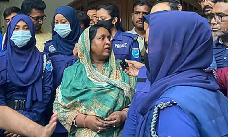 অবশেষে গ্রেফতার সেলিনা হায়াৎ আইভী সফল অভিযান