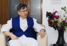 ড. ইউনূস থাকতে না চাইলে জনগণ বিকল্প বেছে নেবে: সালাহউদ্দিন আহমদ