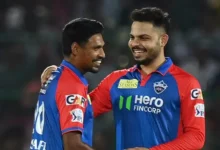 মোস্তাফিজ নিলেন ৩ উইকেট, ভাঙলেন সাকিবের রেকর্ড