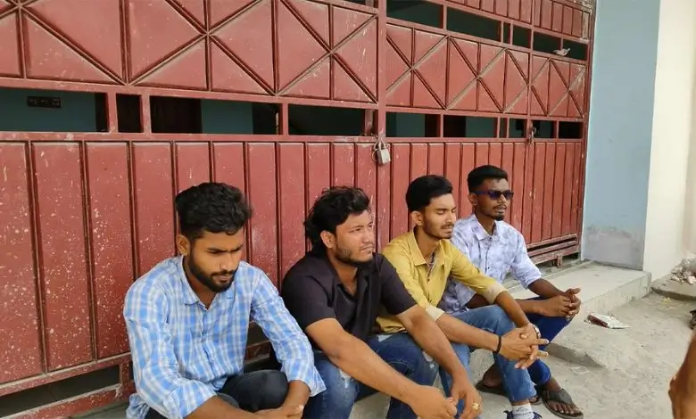 প্রবেশপত্র না পাওয়ায় এইচএসসি পরীক্ষা দেয়া হলো না ১৭ শিক্ষার্থীর