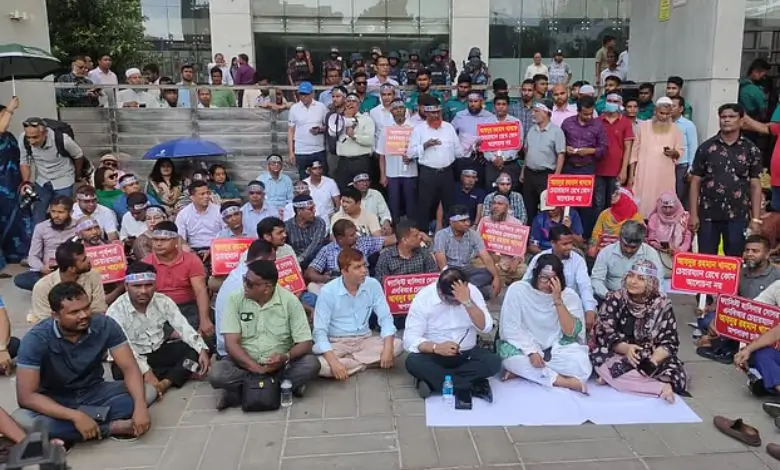 মার্চ টু এনবিআর কর্মসূচি শুরু, দেশের শুল্ক কর্মকর্তারা ঢাকায় সমবেত