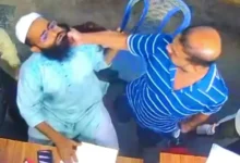 ব্যবসায়ীর দাড়ি ধরে টানাটানি, ভিডিও শেয়ার দিয়ে যা বললেন সারজিস
