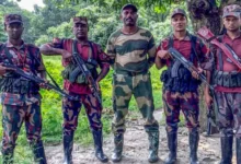 চাঁপাইনবাবগঞ্জ সীমান্তে অনুপ্রবেশকারী মদ্যপ বিএসএফ সদস্যকে ফেরত দিল বিজিবি