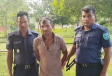 দেবীগঞ্জে সেনাবাহিনী-পুলিশের অভিযানে জাল নোটসহ প্রতারক চক্রের এক সদস্য গ্রেফতার