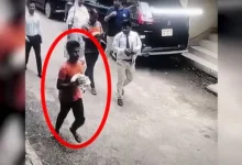 পুলিশকে কামড় দিয়ে ঢাকার আদালত থেকে পালালেন খুনের আসামি