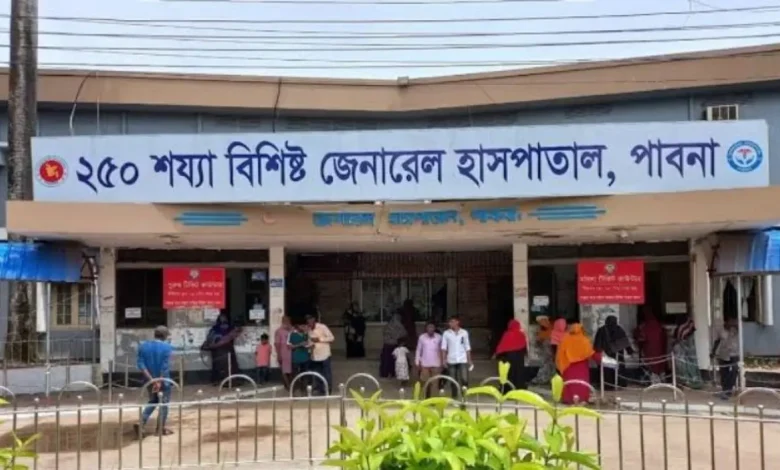 বিয়ের জন্য চাপ দেওয়ায় নিজের পুরুষাঙ্গ কেটে ফেললেন যুবক