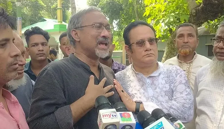 আমার হাত চেপে ধরে মাহেরীন বলে, আর দেখা হবে না