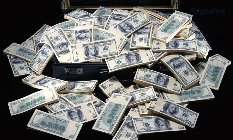 ডলারের দাম টানা চার দিন কমার পর আজ ১ টাকা ৪০ পয়সা বেড়েছে