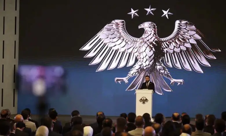 সিরিয়ার নতুন জাতীয় প্রতীক ‘সোনালি ঈগল’: অর্থ ও গুরুত্ব কী?