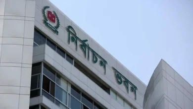 বিগত নির্বাচনে অনিয়মকারী কমিশনের ২০০ কর্মকর্তাকে বদলি