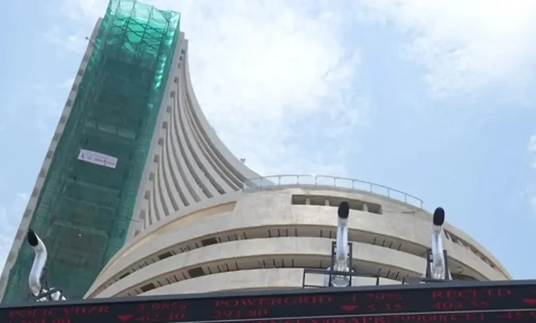ট্রাম্পের ৫০% শুল্কে ভারতের শেয়ার বাজারে ধস