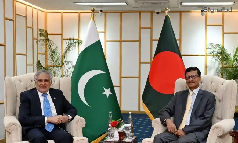 পাকিস্তান-বাংলাদেশ সম্পর্ক ঘনিষ্ঠ হচ্ছে: ভারতের জন্য নতুন মাথাব্যথা