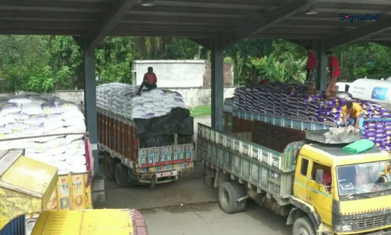 বেনাপোল দিয়ে ভারত থেকে প্রথম চালানে এল ৩১৫ টন চাল