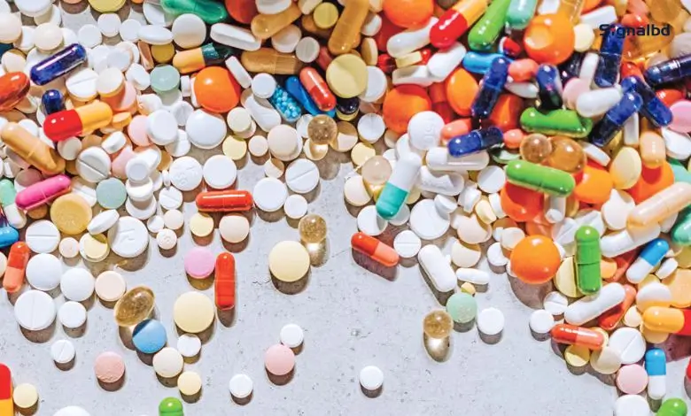 সিন্ডিকেট ভেঙে ও ব্যয় সংকোচনে ৩৩টি প্রয়োজনীয় ওষুধের দাম হ্রাস