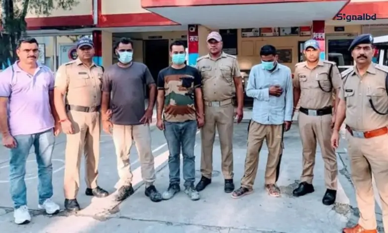 ভারতে এক মুসলিম বৃদ্ধকে মারধর করে জয় শ্রী রাম বলতে বাধ্য করে উগ্র হিন্দুত্ববাদীরা