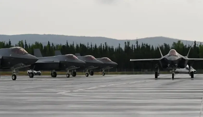 ফের তুচ্ছ কারণে বিধ্বস্ত এফ-৩৫ যুদ্ধবিমান, ২ ট্রিলিয়ন ডলারের প্রকল্প এখন গলার কাঁটা