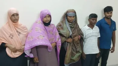 মাকে বর্বর নির্যাতন, ভিডিও ভাইরালের পর ছেলে-পুত্রবধূসহ গ্রেফতার ৫