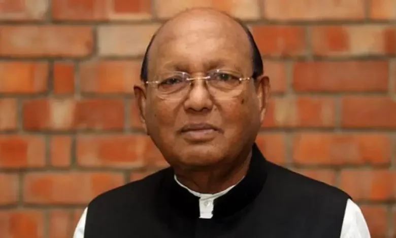 সাবেক বাণিজ্যমন্ত্রী তোফায়েল আহমেদ লাইফ সাপোর্টে