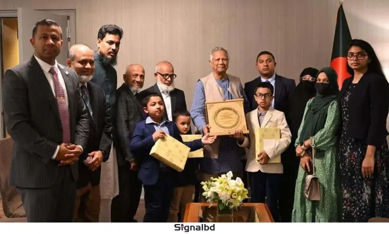 নিহত পুলিশ অফিসার দিদারুল ইসলামের পরিবারের সঙ্গে প্রধান উপদেষ্টার সাক্ষাৎ