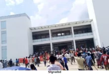 ভাঙ্গা ফরিদপুরে উত্তাল বিক্ষোভ: পুলিশ মসজিদে আশ্রয়, মহাসড়ক অবরোধ