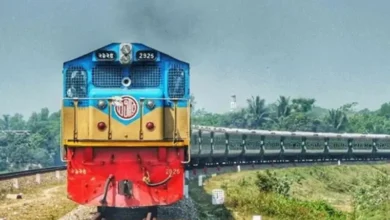 নতুন কেনা ইঞ্জিনগুলো বসে আছে, যাত্রীসেবা বাড়ানো যাচ্ছে না