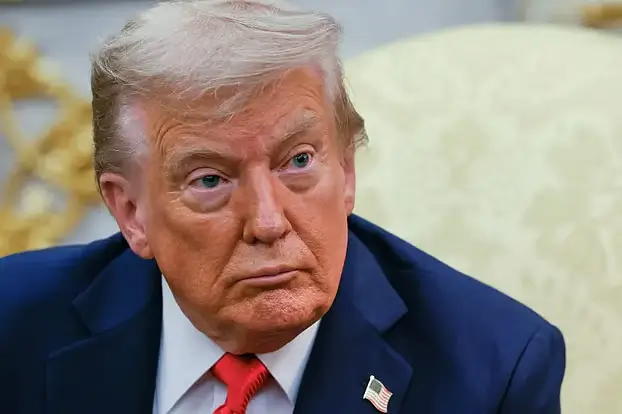 ট্রাম্পের কণ্ঠে উল্টো সুর: ৬ লাখ চীনা শিক্ষার্থীকে ভিসা দেওয়ার ঘোষণা