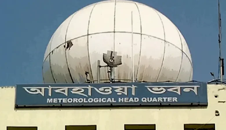বজ্রসহ ভারী বর্ষণ নিয়ে আবহাওয়া অধিদপ্তরের নতুন বার্তা