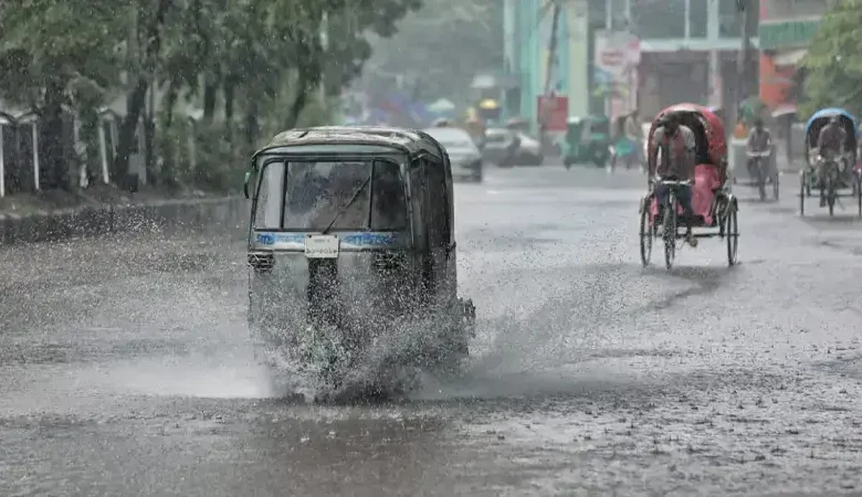 বজ্রসহ ভারী বর্ষণের পূর্বাভাস