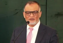 রাতের মধ্যে ফ্লাইট চালুর চেষ্টা চলছে: বিমান উপদেষ্টা