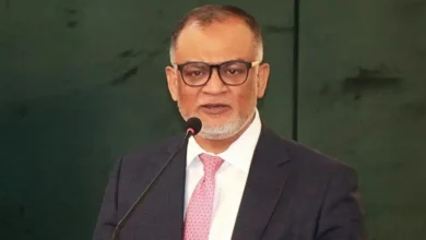 রাতের মধ্যে ফ্লাইট চালুর চেষ্টা চলছে: বিমান উপদেষ্টা