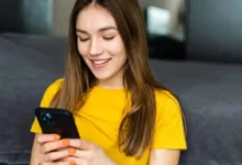 আজ প্রাক্তনকে মেসেজ দেওয়ার দিন: 'টেক্সট ইয়োর এক্স ডে' উদযাপন