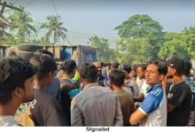 পাবনায় ট্রাকচাপায় বিদ্যালয়ের দুই শিক্ষার্থীসহ নিহত ৩