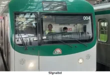 মেট্রোরেল পুরোদমে চালু হবে দুপুরের আগেই