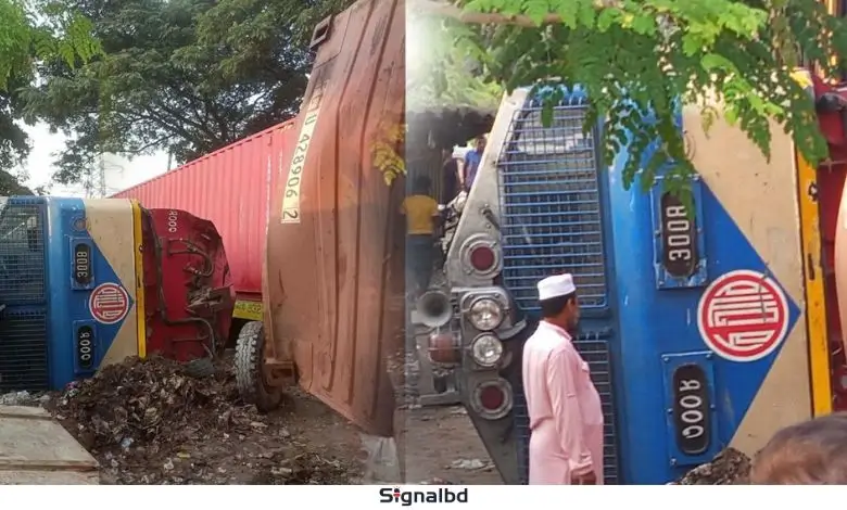 মালবাহী ট্রেনে ট্রাকের ধাক্কা, লাইনচ্যুত ইঞ্জিনে স্থবির ট্রেন চলাচল