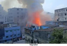 মিরপুরে ভয়াবহ অগ্নিকাণ্ডে ২১ ঘণ্টা পরও ধোঁয়া