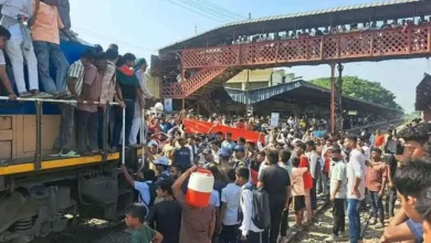 ভৈরবে ট্রেনে পাথর নিক্ষেপ, গ্রেপ্তার ৩